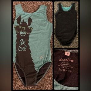 Limited Edition. Llama Love. Excellent Condition. Child Small (6)